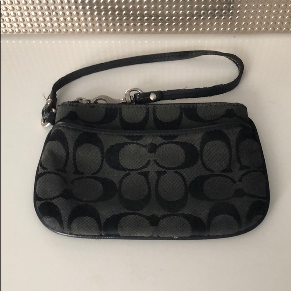 Coach clutch - Picture 2 of 2